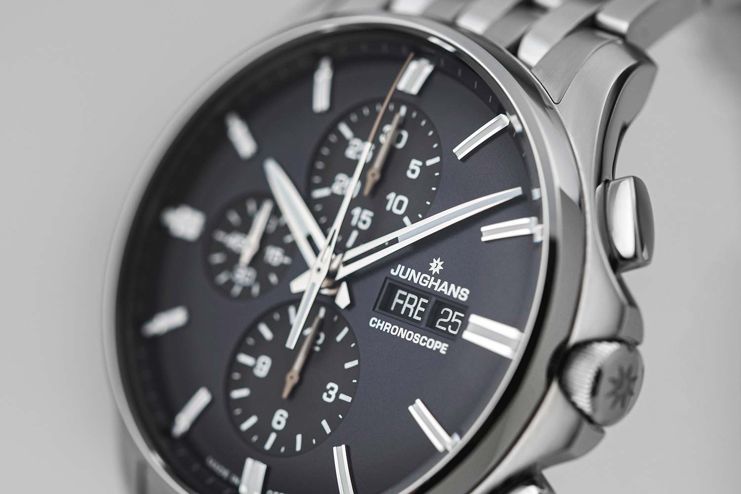 Junghans brengt functies en design samen in de Meister S Chronoscope 0024 WatchWorld